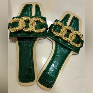 Beautiful sandals for womens size 7